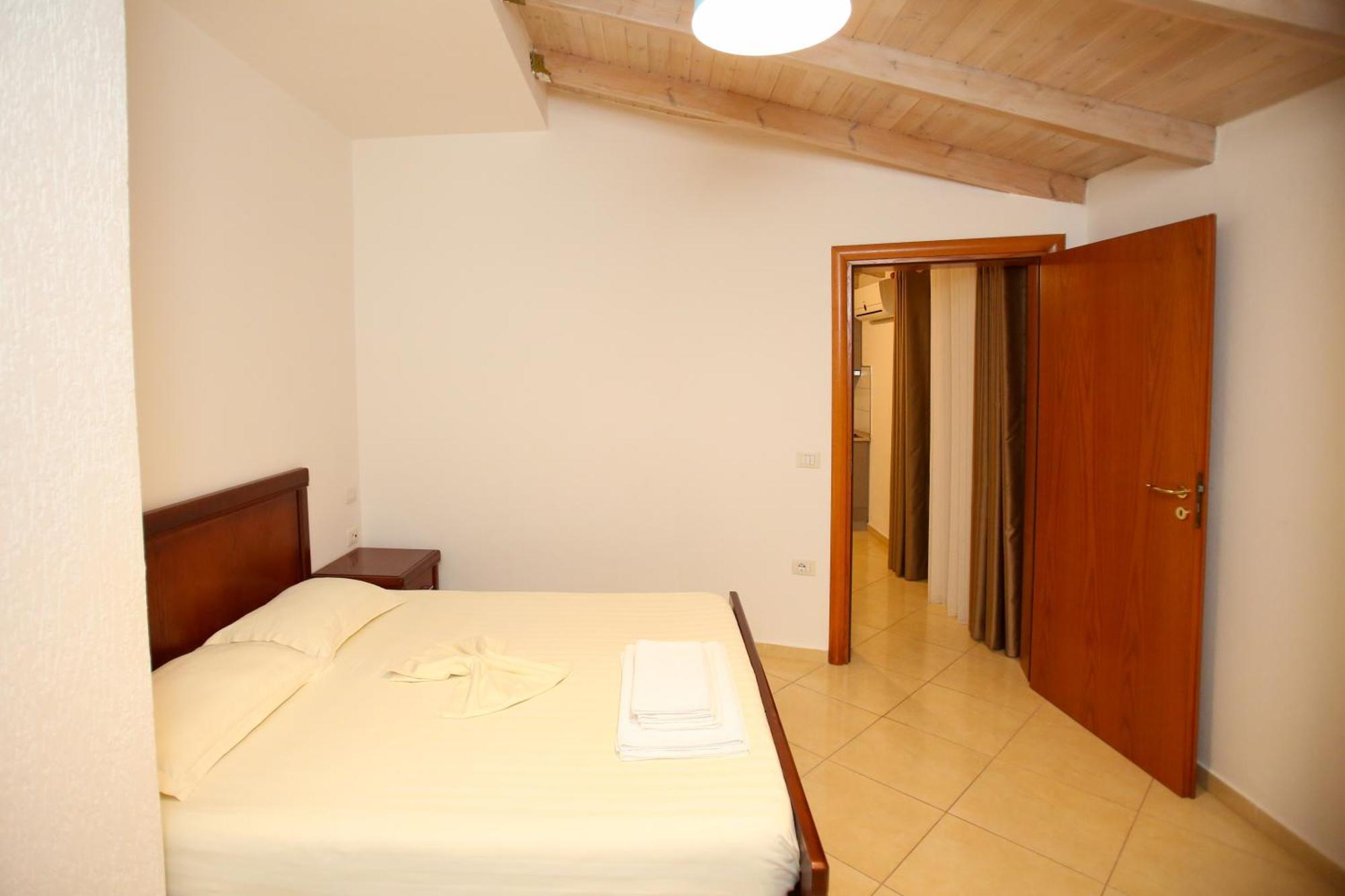 Ionian Seaview Appartement Himare Buitenkant foto
