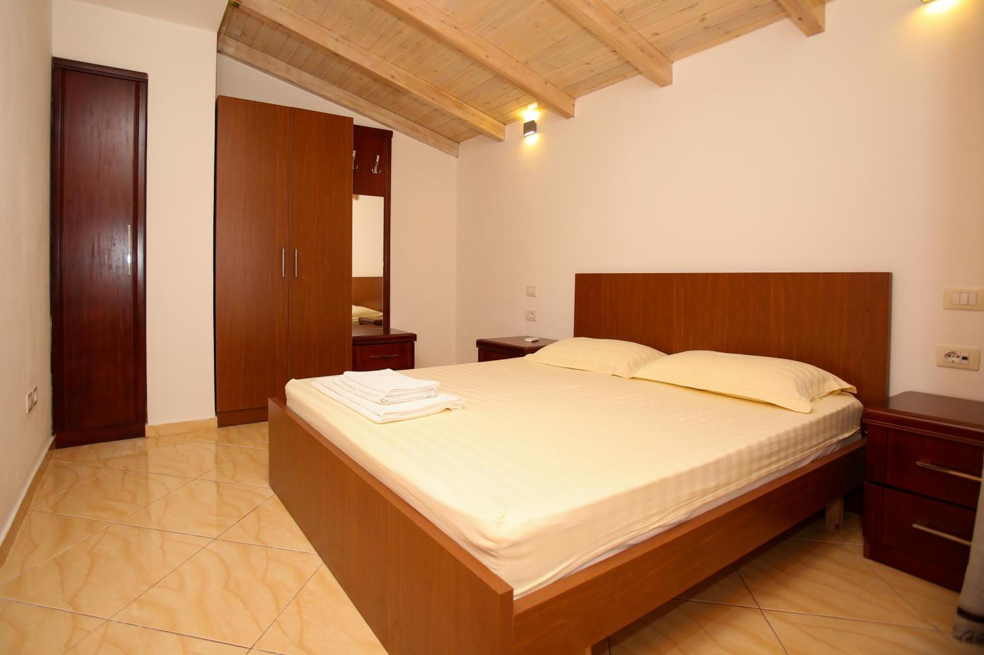 Ionian Seaview Appartement Himare Buitenkant foto